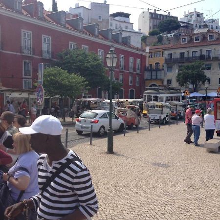 Little Alfama Town Apartment ลิสบอน ภายนอก รูปภาพ